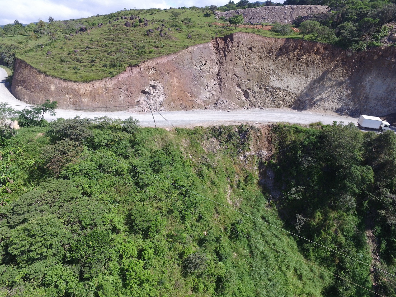 foto de dron para camino de lastre